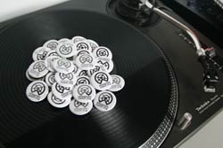 pins sur table tournante